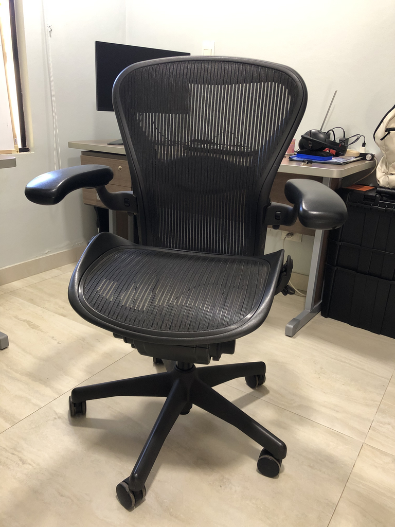 Silla Herman Miller - Mediana