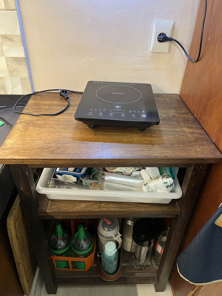 Mueble multiuso de madera