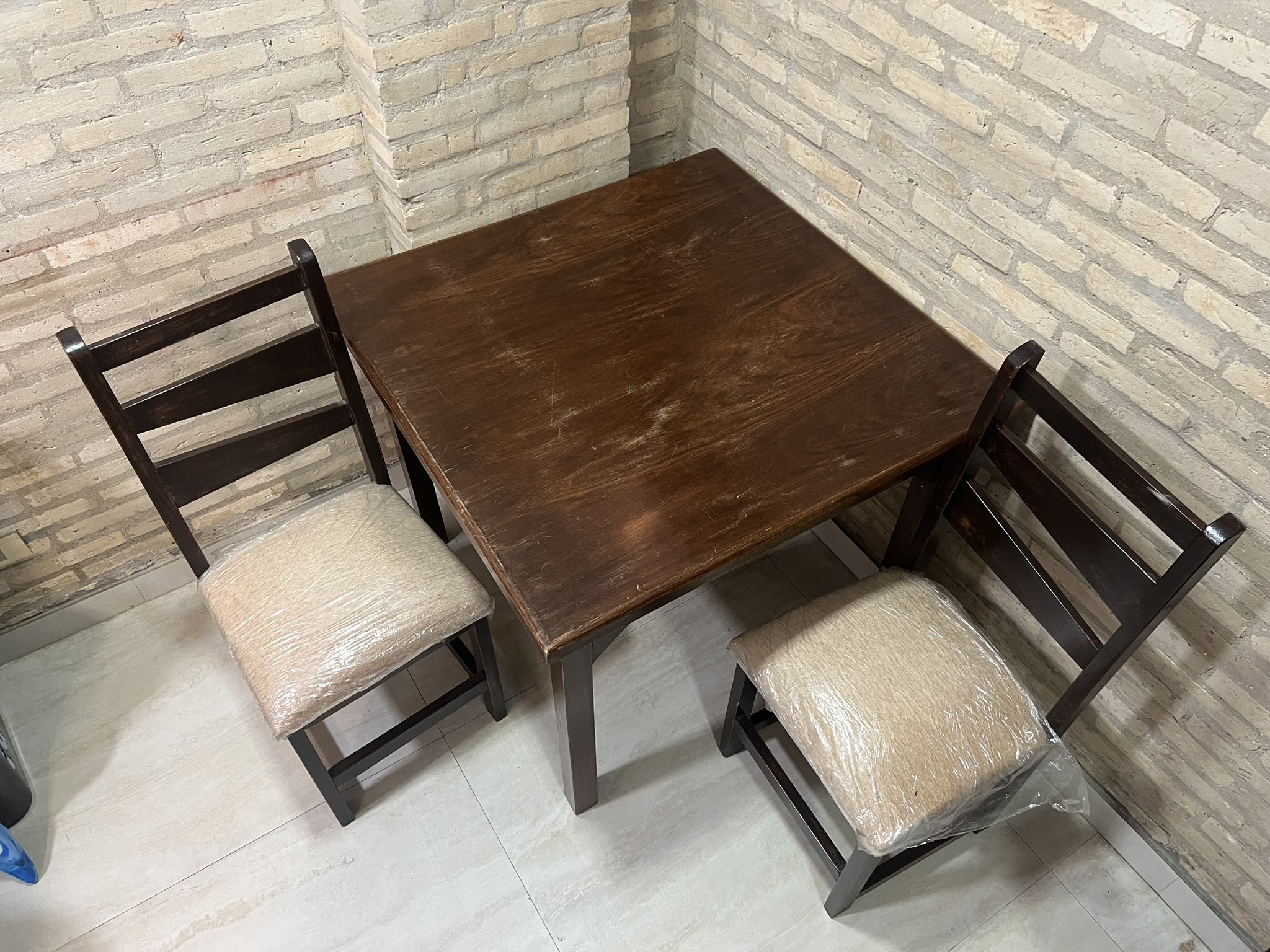 Juego de comedor de 4 sillas