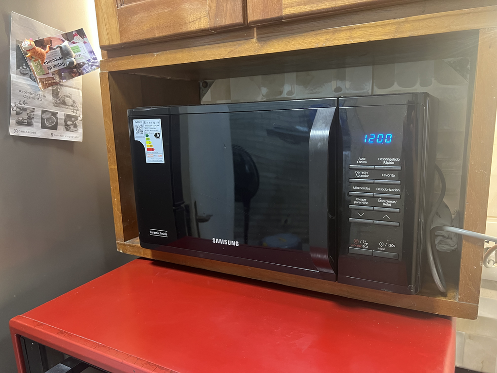 Microondas Samsung 23Lt