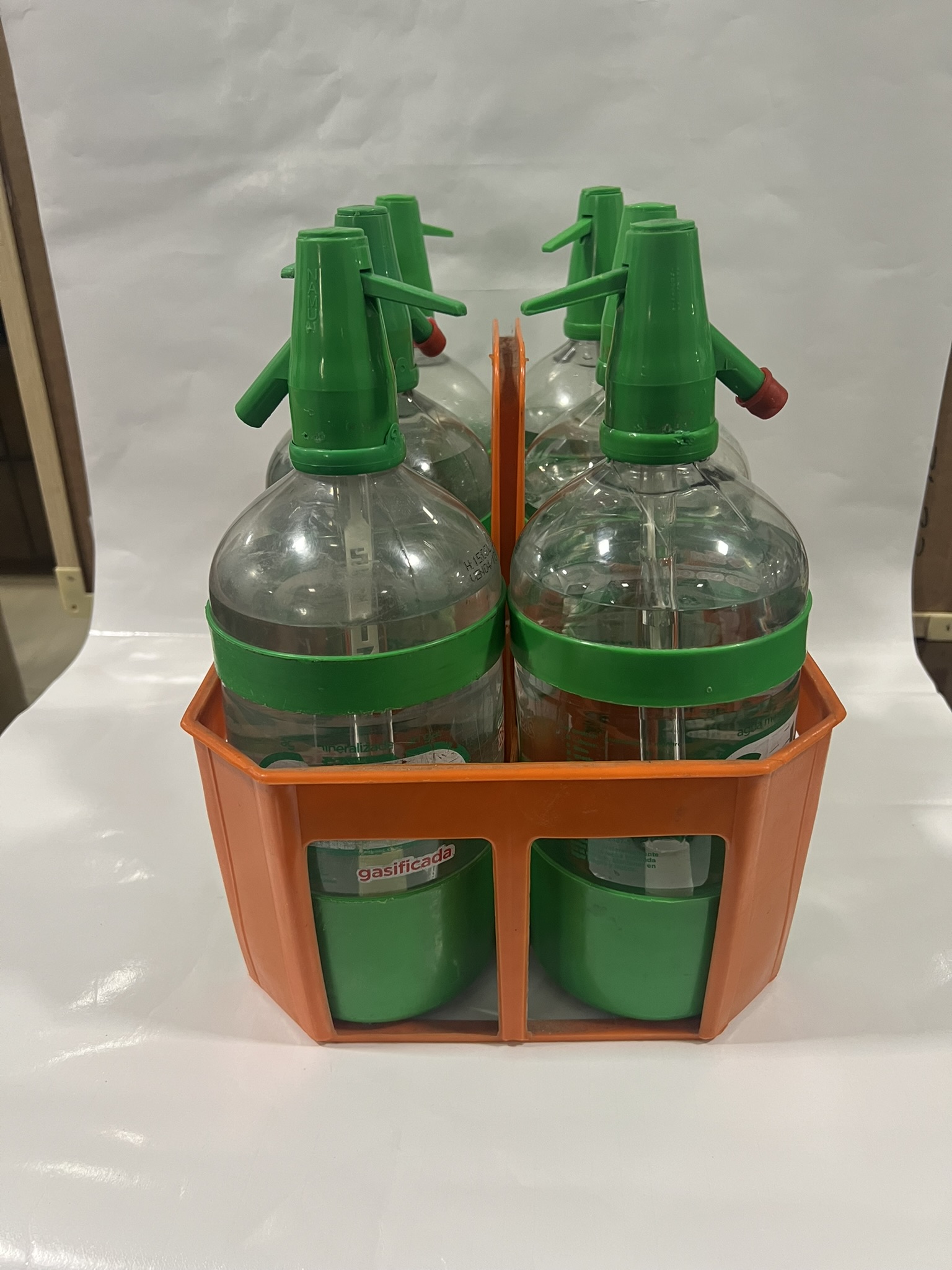 Canasta de soda Seltz