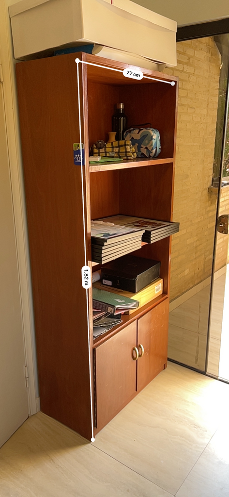 Estante mediano de 3 Repisas con Puertas